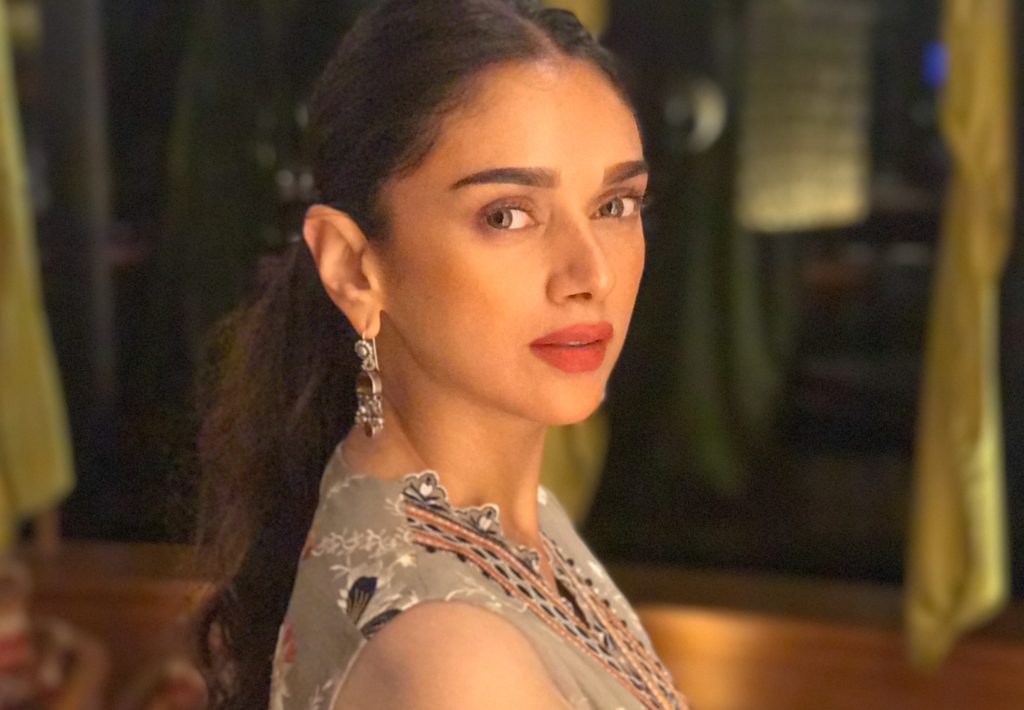 Aditi Rao Hydari, Praveen Bhatt, Kailash Sundernath grace